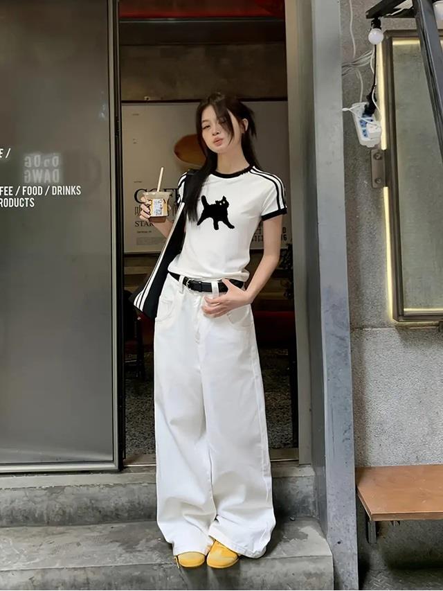 Toptan Cat Baskılı Şeritli Bluz Body Crop